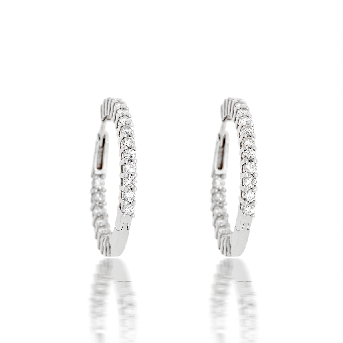 Classic Hoop Earrings- DIAM-Jewelry-Lebanon