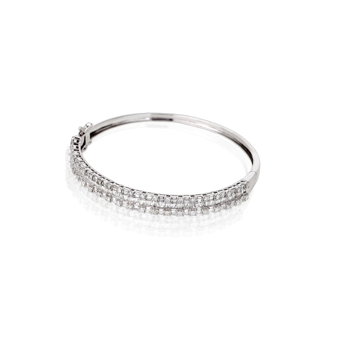 DiamondBangle-DIAM-Jewelry-Lebanon
