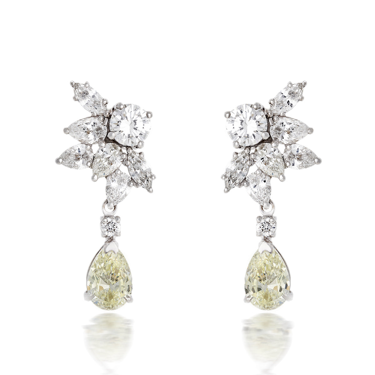 HeartSparkleEarrings-DIAM-Jewelry-Lebanon