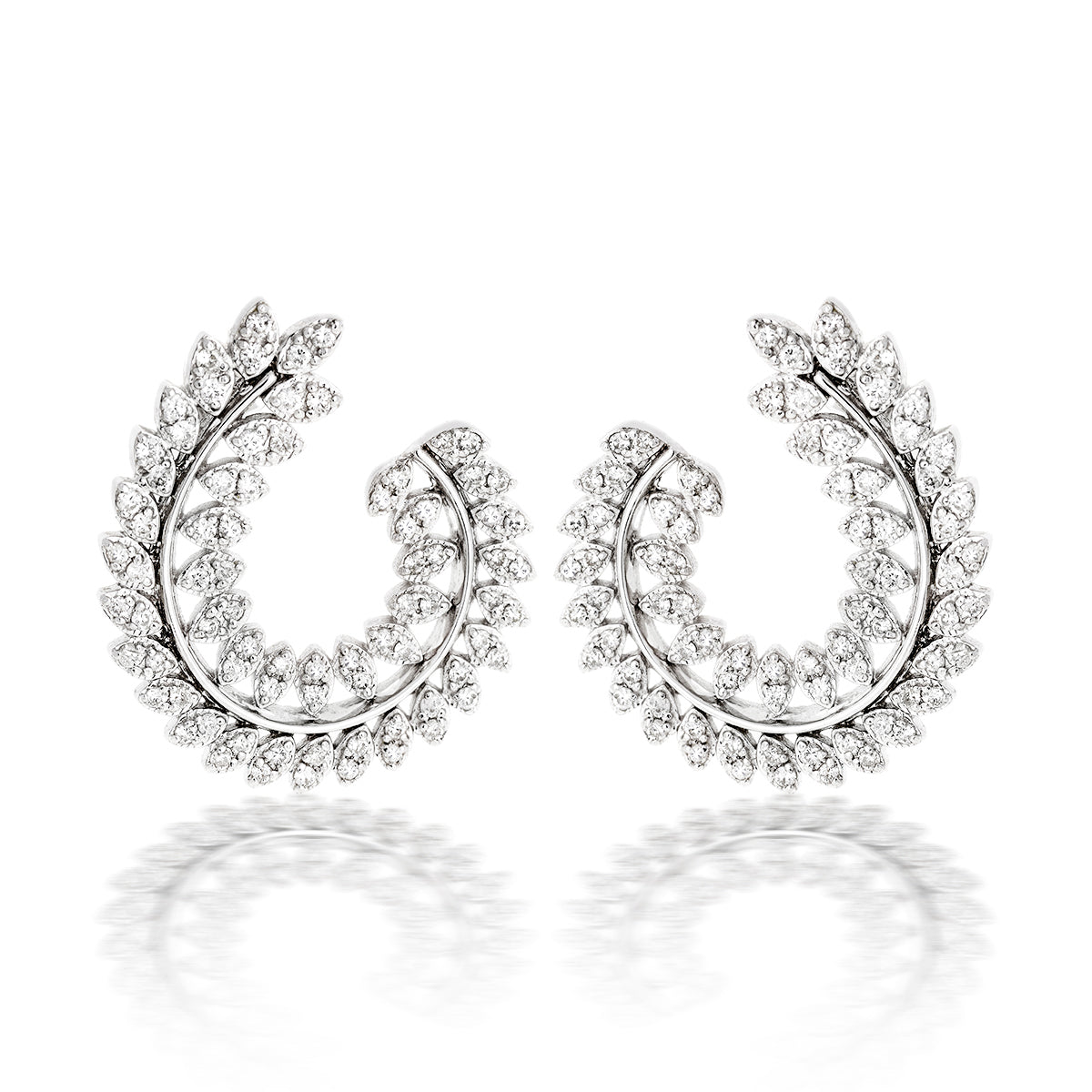 Nature-InspiredLeafEarrings-DIAM-Jewelry-Lebanon